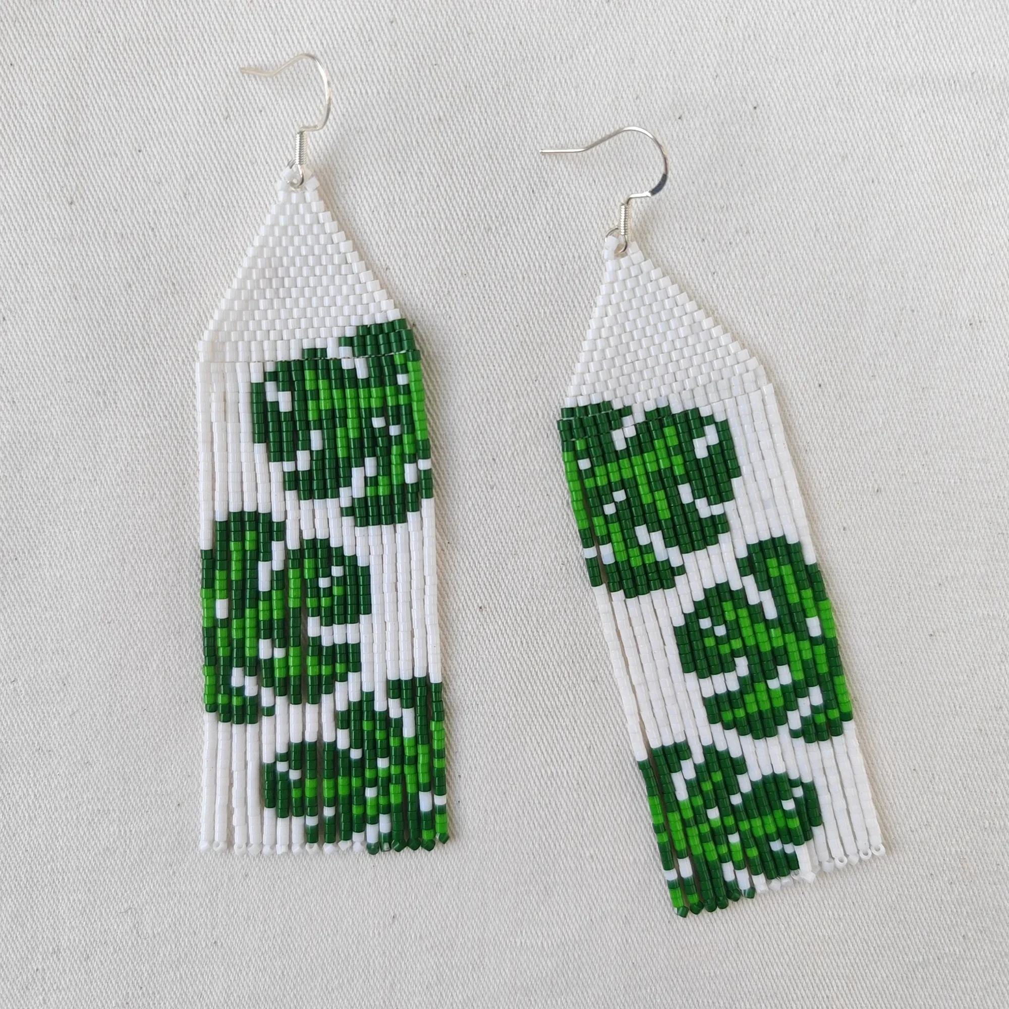 

2025 Handmade Bead Earring Tassel Leaf Design Originality Hand Knitting Bohemia Beaded Earrings For Women