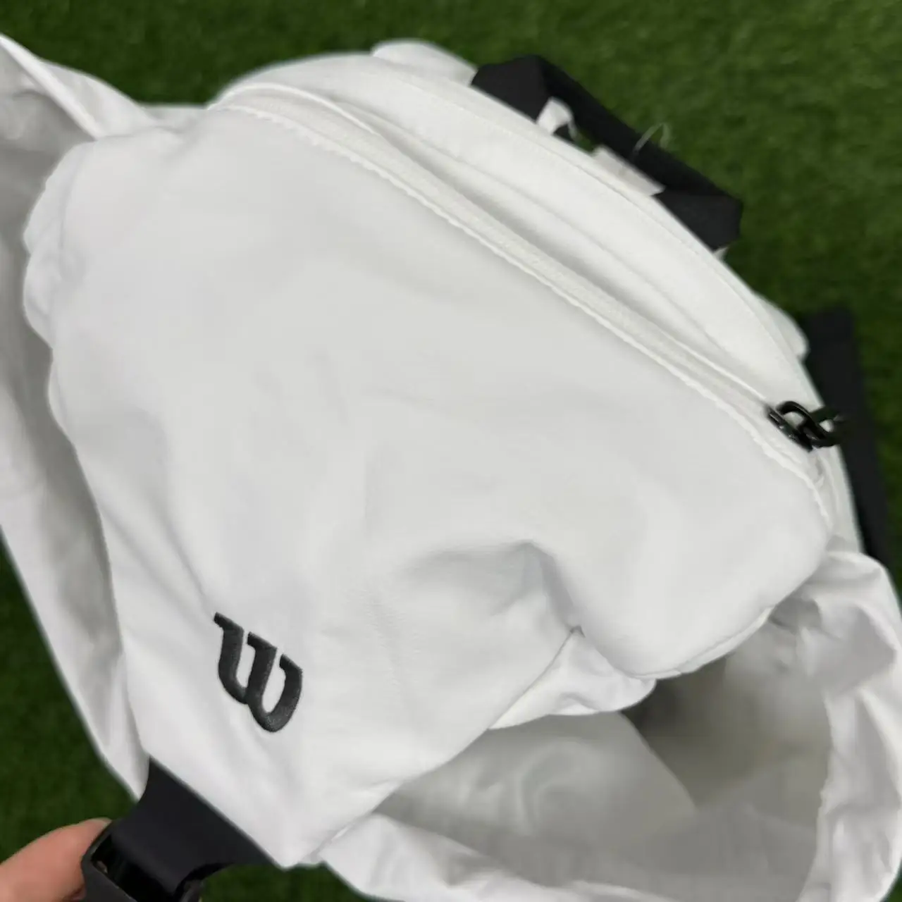 2025 حقيبة ظهر WILSON الجديدة DUO FLAP بطبقة مزدوجة متعددة الوظائف للتنس حقيبة ظهر رياضية للجنسين