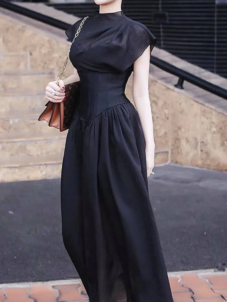 UCXQ Elegant Evening Dress European Style O Neck Pleated Sheer Sleeveless Fashion Black Dresses Women 2024 New Spring Summer 863