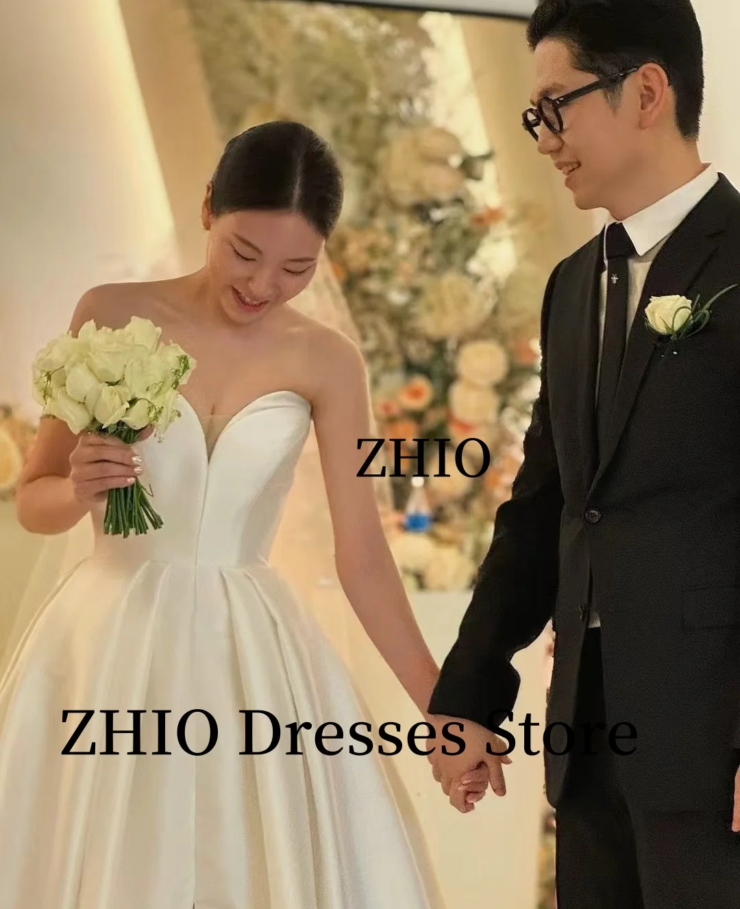 ZHIO Einfache Brautkleider, A-Linie, trägerlos, Satin, Korea, Fotoshooting, bodenlang, Brautkleider, Korsett, individuell anpassbar, elegant