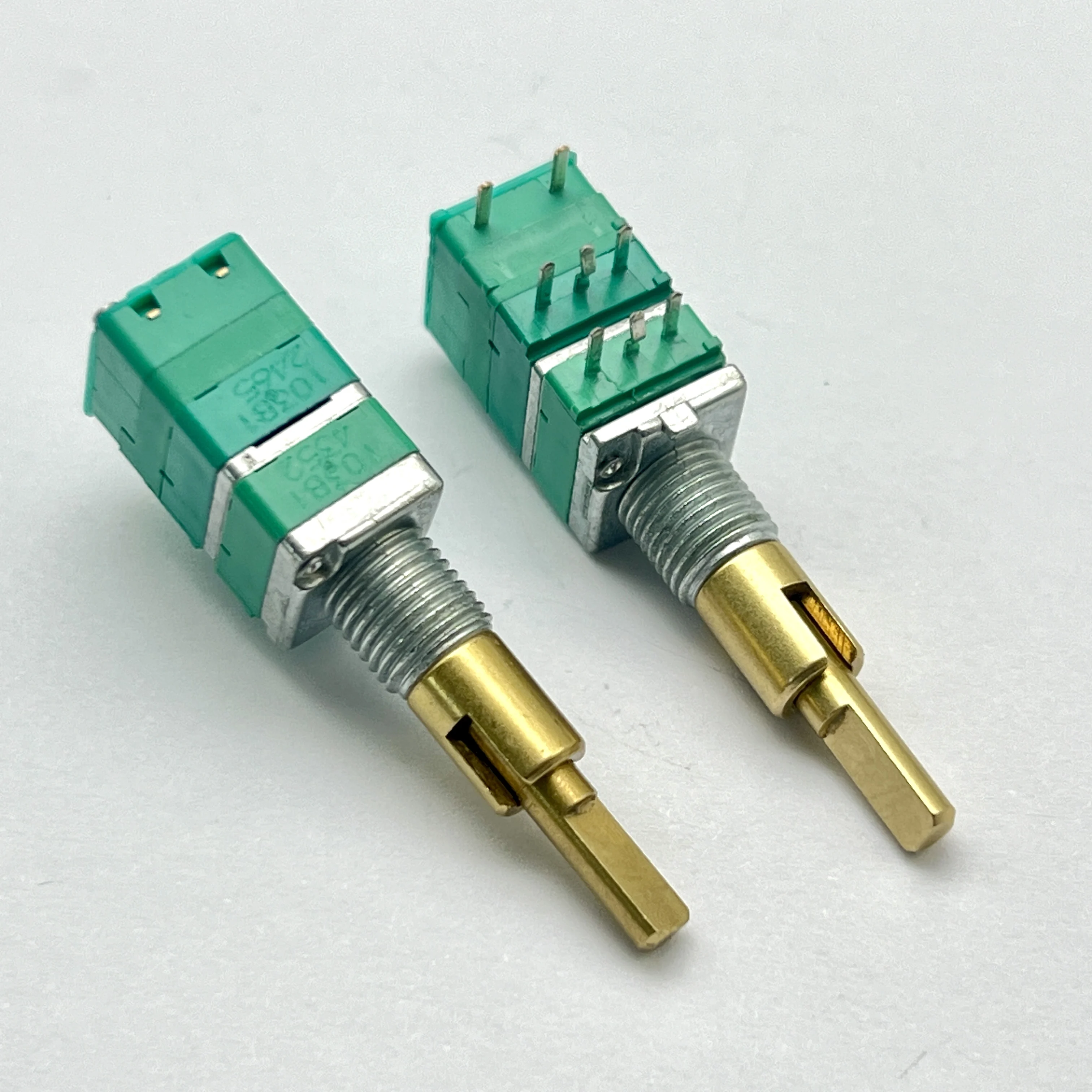 1 piece Taiwan dual axis double precision potentiometer B10K+B10K with 25mm handle length and rotary switch