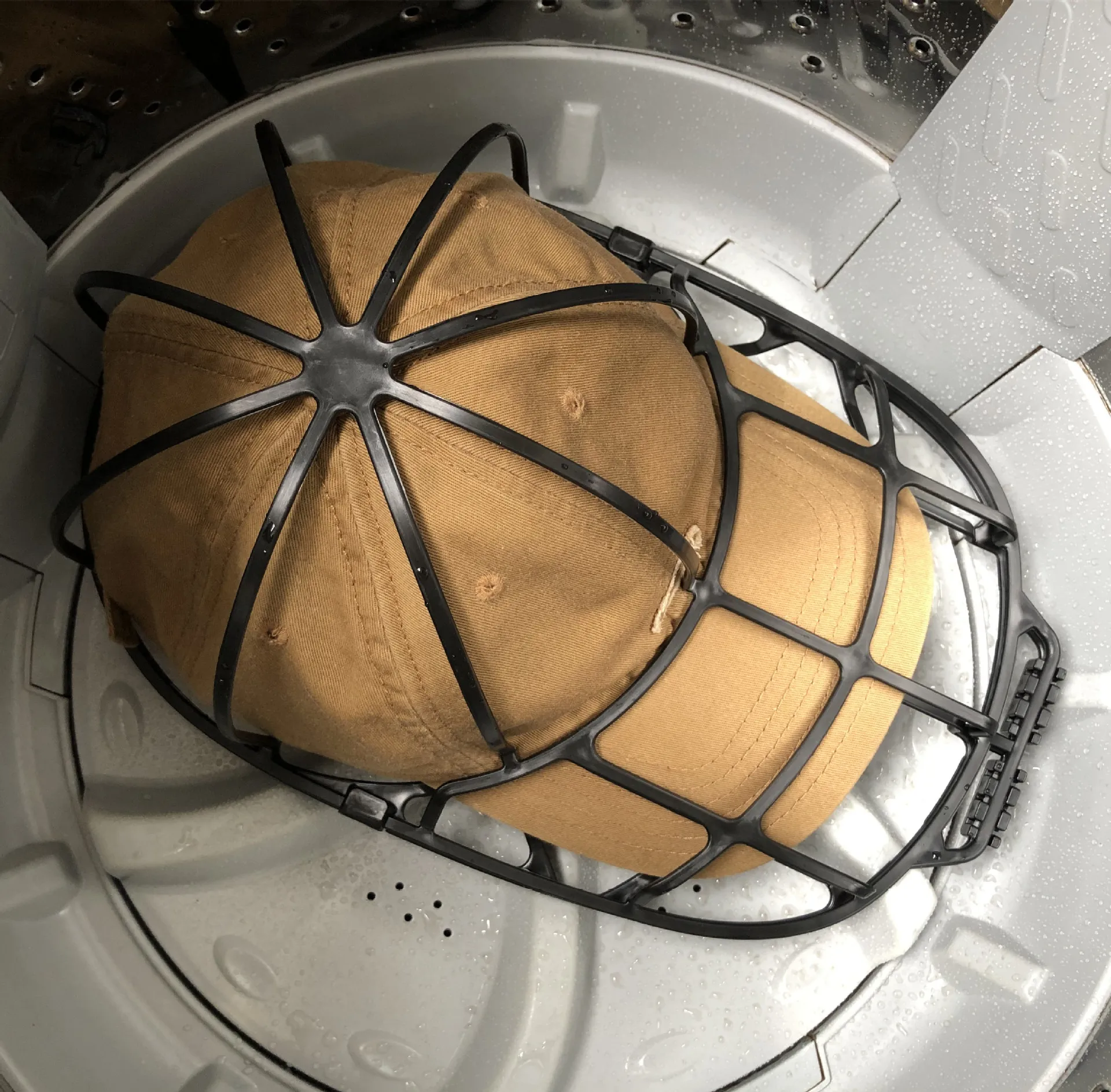 Support pour laver les casquettes Comment protéger et nettoyer vos chapeaux efficacement