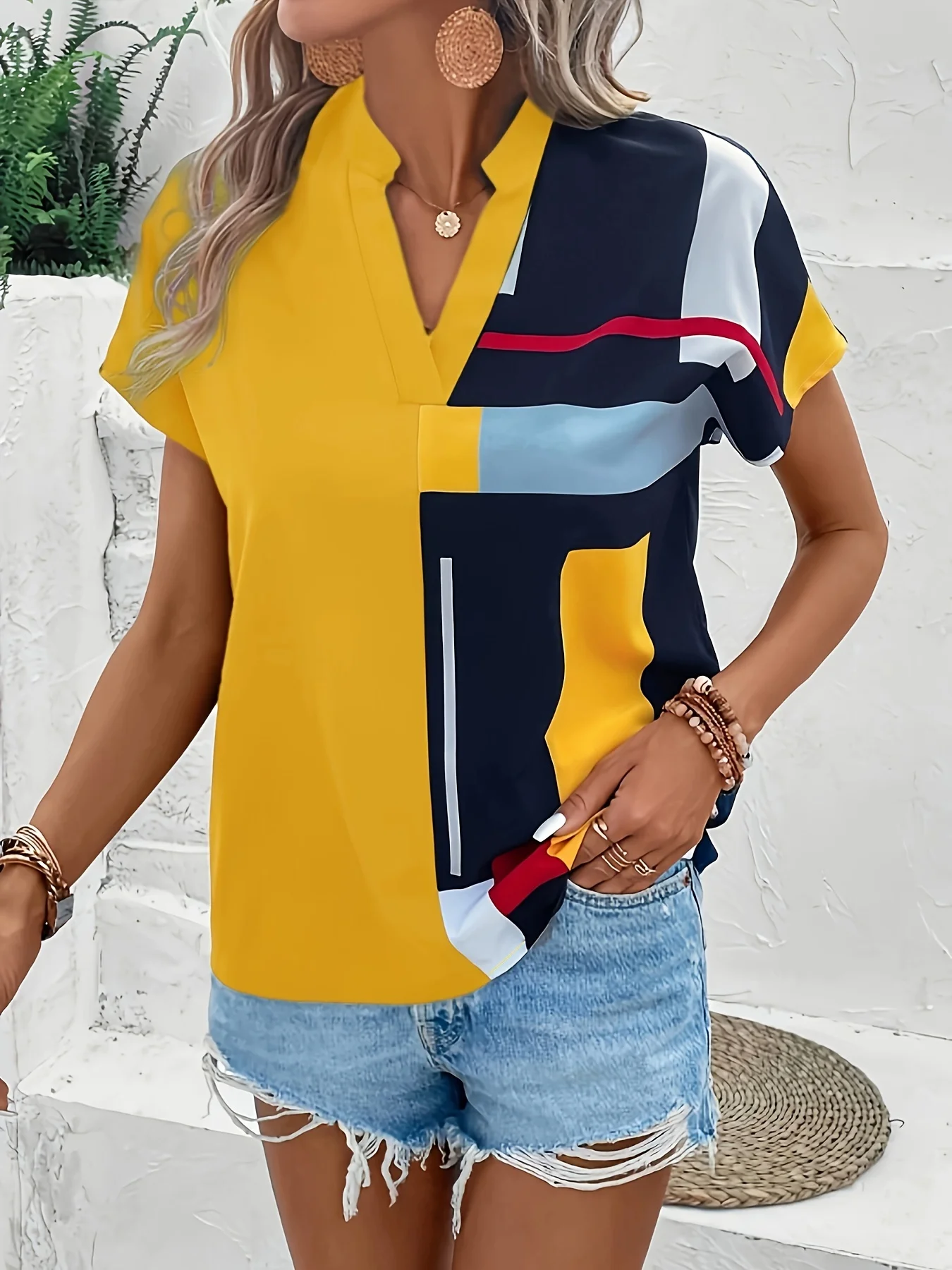 Top con scollo a V in chiffon a maniche corte stampato di nuova moda estiva europea e americana di vendita calda