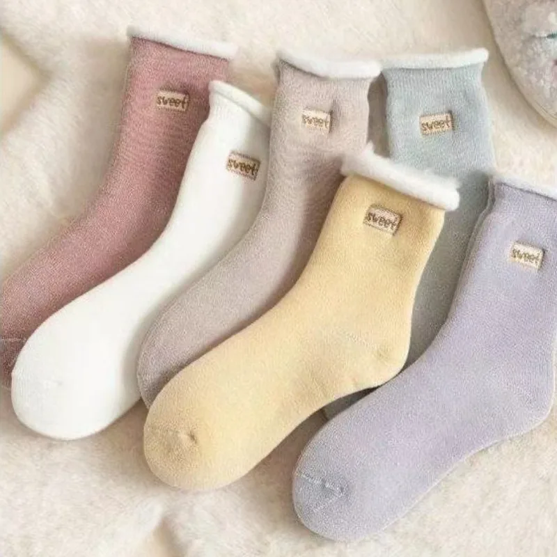 

5 пар зимних утепленных женских носков до середины икры на флисовой подкладке, однотонные носки в японском стиле для девочек, чулочно-носочные изделия 2025