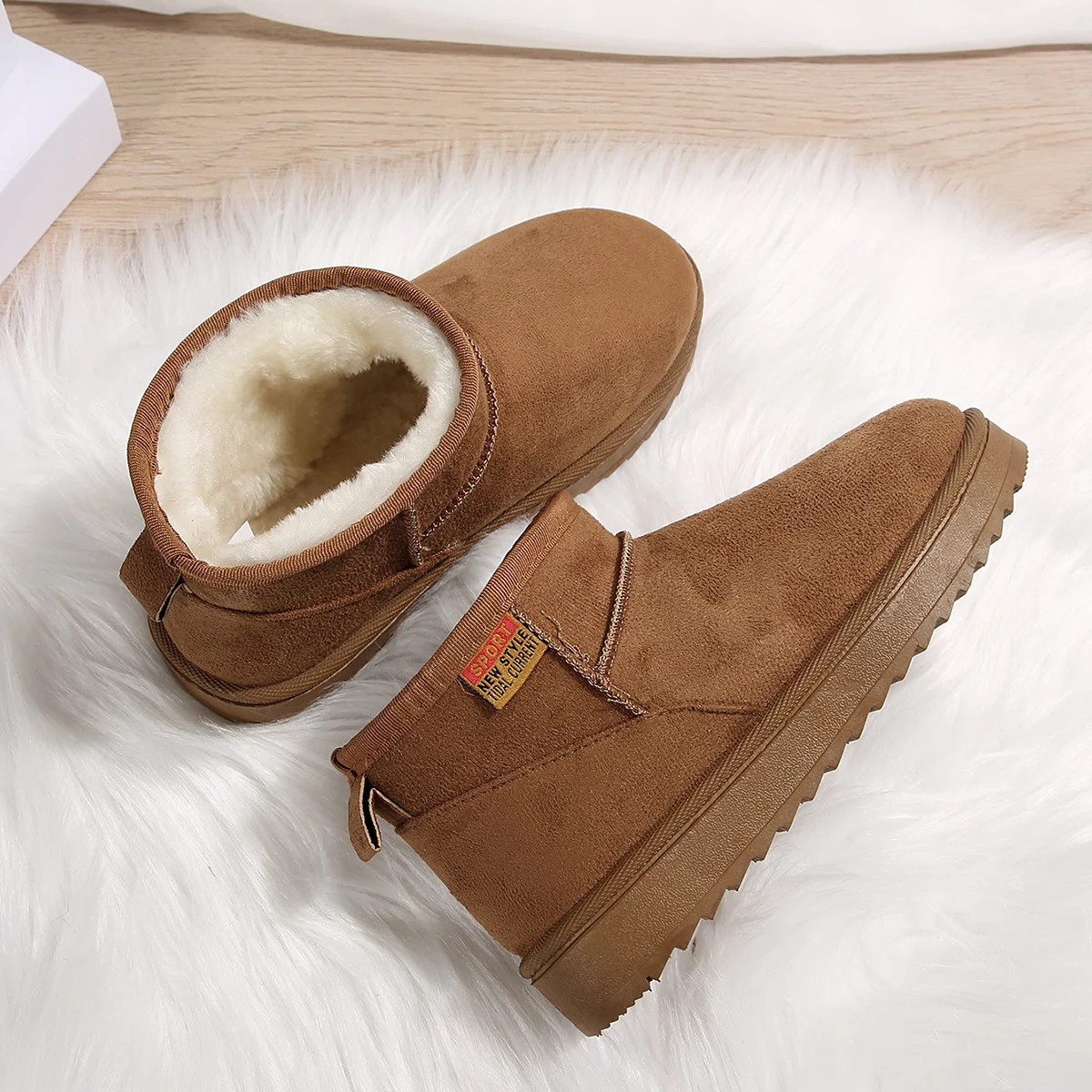 Snowshoe woman fur one of the new fashion short tube thicken warm cotton shoes lovers