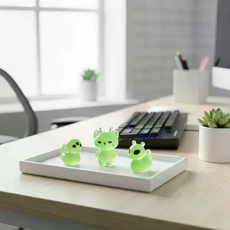 10Pcs Glow In The Dark Mini Resin Figurines Cute Cat Duck Shape for Micro Landscape Bonsai Garden Desktop Decor