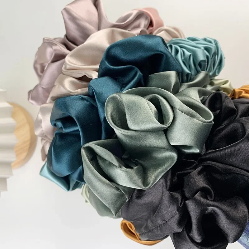 Heatless Curling Silk Scrunchies Soft Elastic Satin Silk Scrunchies Hair Ties Sleepy Styling Accessories Ponytail Holder