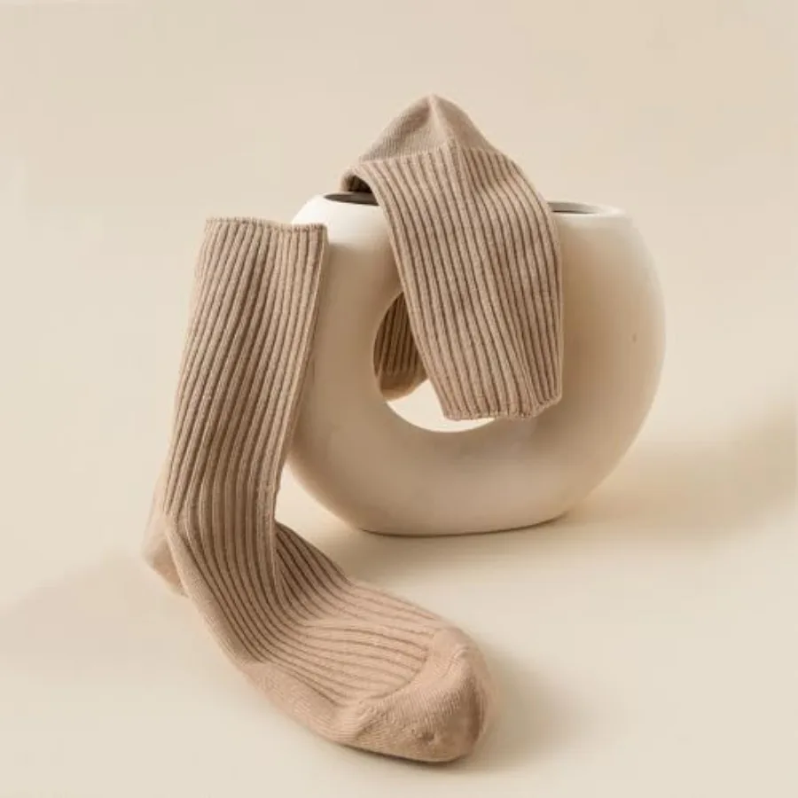 جوارب قطنية للنساء مقاس 79 مثالية للتمرين الخريفي والملابس غير الرسمية والراحة اليومية مع تصميم لطيف 6 عبوات من الجوارب الطويلة