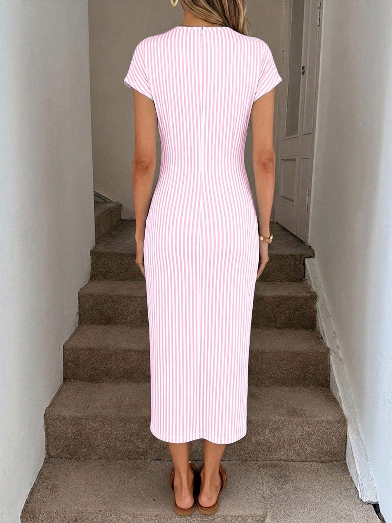 Women's temperament elegant design sense waist twisted round neck cinched waist slit short sleeved dress view 3