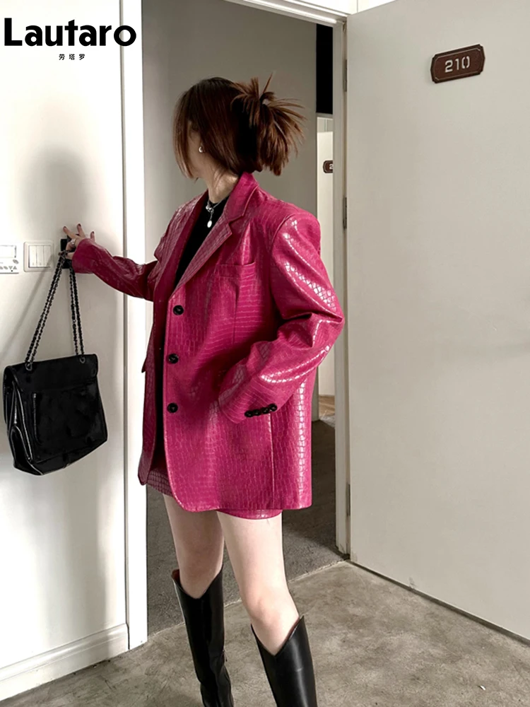 Lautaro Autumn Loose Casual Shiny Crocodile Print Patent Pu Leather Blazer for Women Single Breasted Luxury Designer Clothing