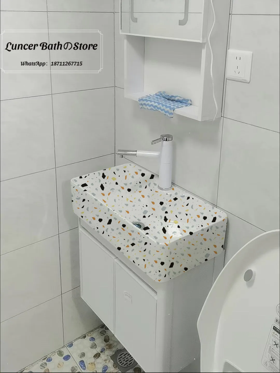 Minimalist White Integrated Ceramic Lavatory Honeycomb Aluminum Storage Cabinet Combo