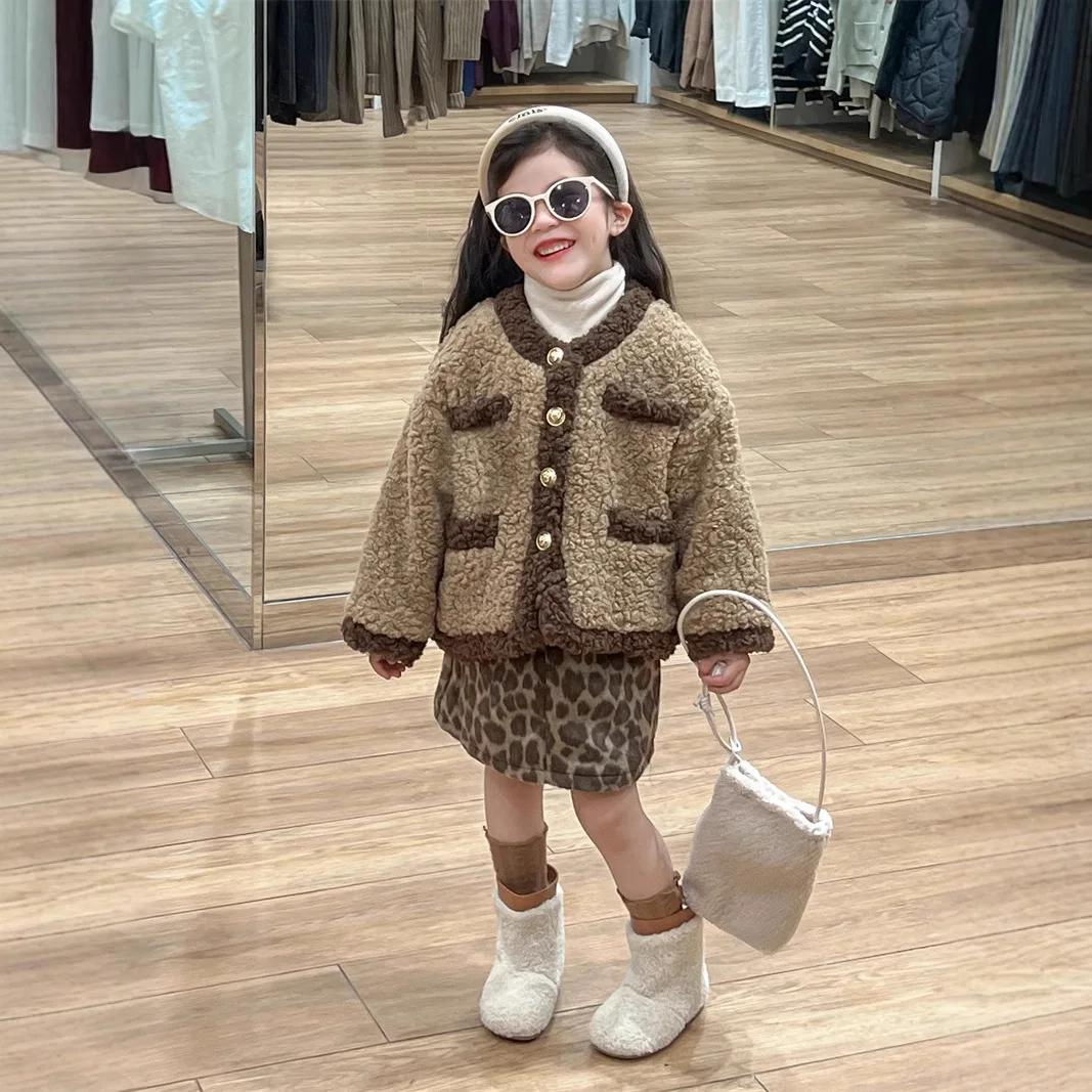 Korean Girls' Jacket 2024 Autumn and Winter New Thickened Warm Small Fragrant Coffee Matching Wool Sweater Jacket