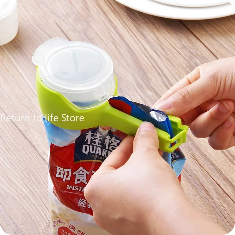 Food Preserving Bag Closure Clip Oat Dispense Spout Snack Bag Clip Moisture Seal Clip Fresh Keeping Sealer Clamp Kitchen Gadget