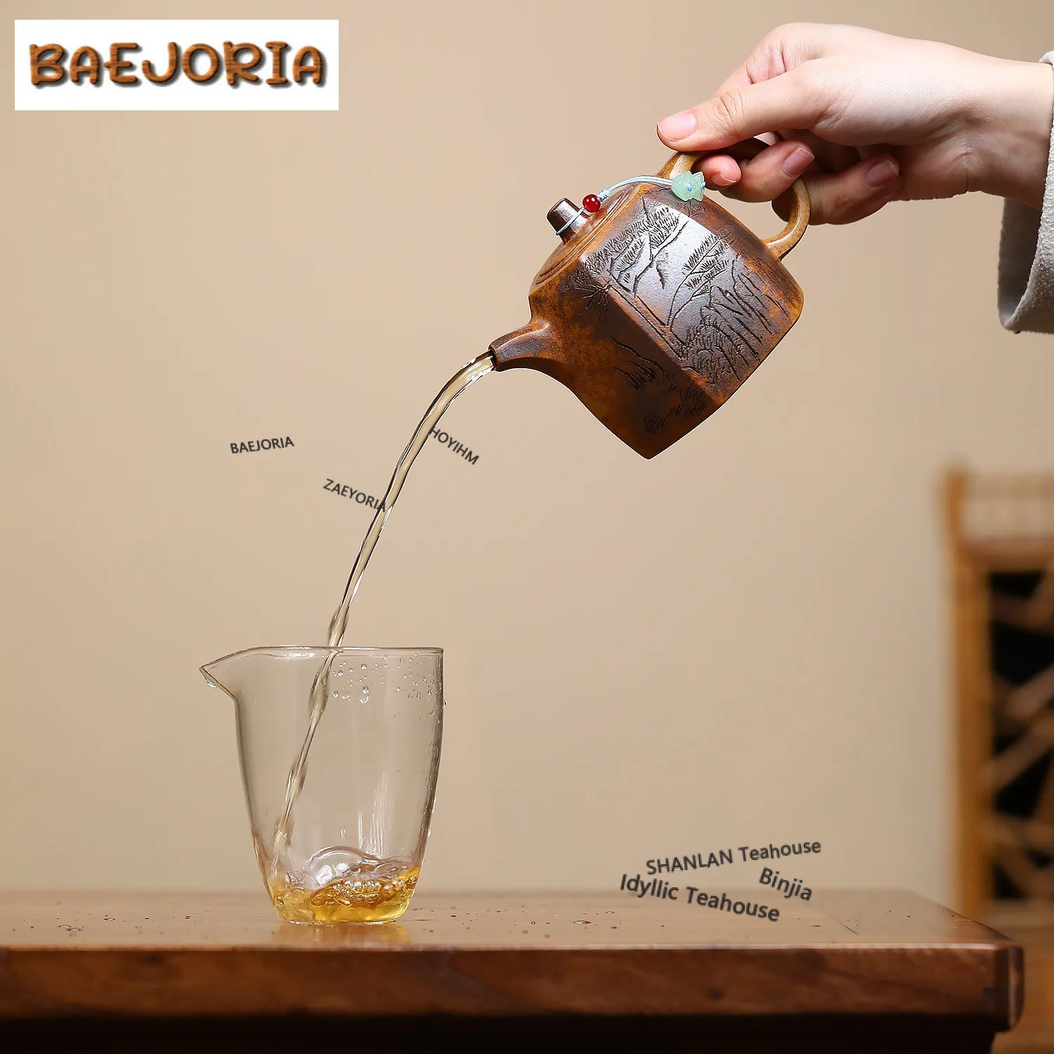 260ml Luxury Yixing Purple Clay Teapots Handmade Well Fence Pot Raw Ore The Keel Gold Sand Mud Tea Maker Kettle Zisha Tea Set