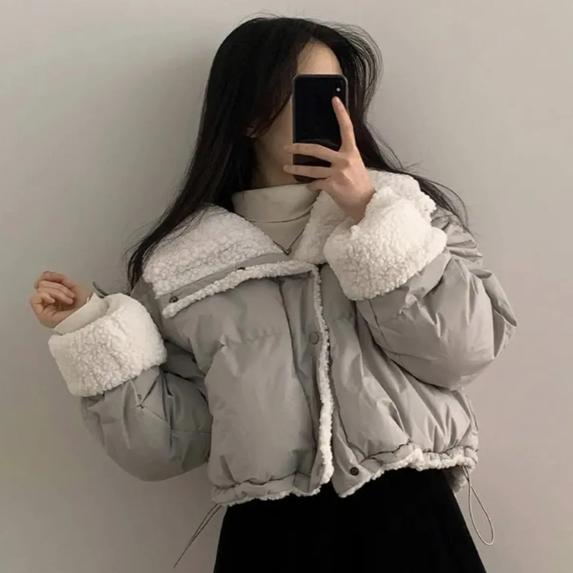 

Women's Winter Thickened Loose Fit Lamb Fur Cotton Jacket Double-Sided Wear Long Sleeve Turn-down Collar Short Top Bread Coat