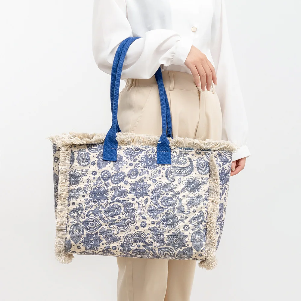 

Spacious Secure Closure Patterned Canvas Tote Bag for Women - Bohemian Retro Single Shoulder Bag with Adjustable Strap