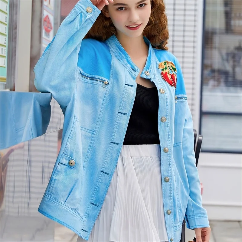 سترة عصرية من القطن الخالص من قماش الدنيم للنساء لصيف 2025 مطرزة بالكرز أزرق فضفاض وأكمام طويلة أنيقة للسيدات #3