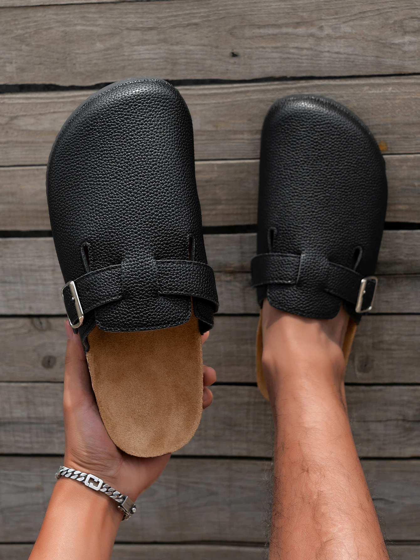 Men's All-Season Casual Simple Solid Color Pu Upper Cork-Patterned Flat-Soled Slip-On Adjustable Buckle Closed-Toe Beach Comfortable Home Slippers