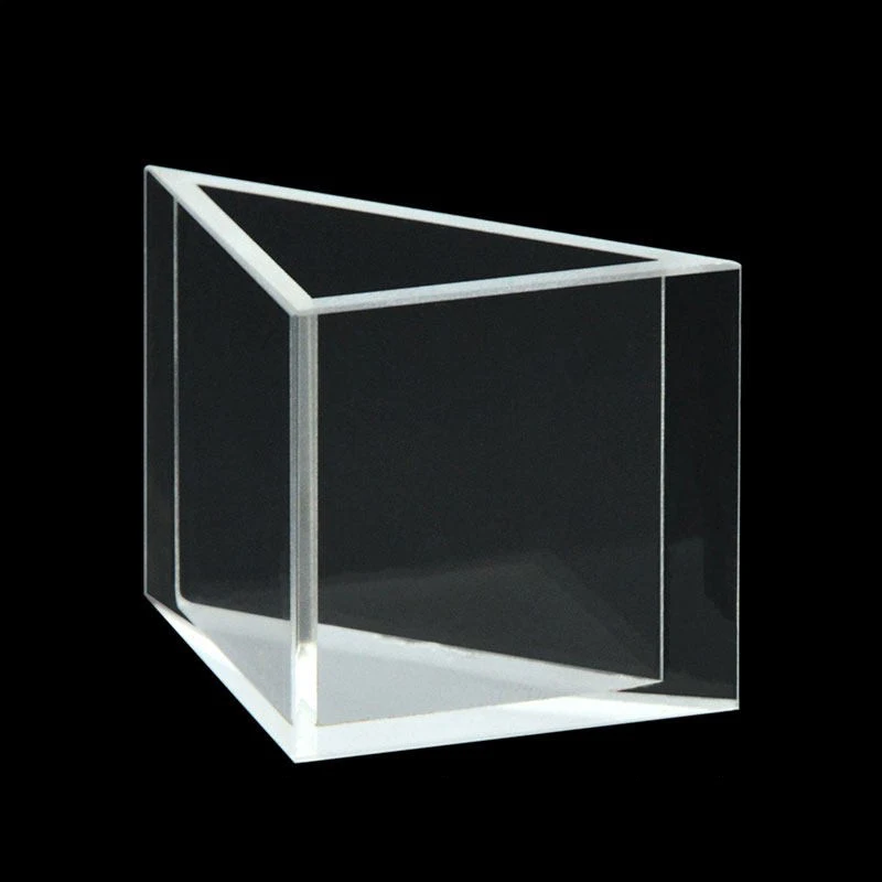 Quartz fluorescent triangle colorimetric dish with a three sided light transmission capacity of 8ml and adhesive bonding process