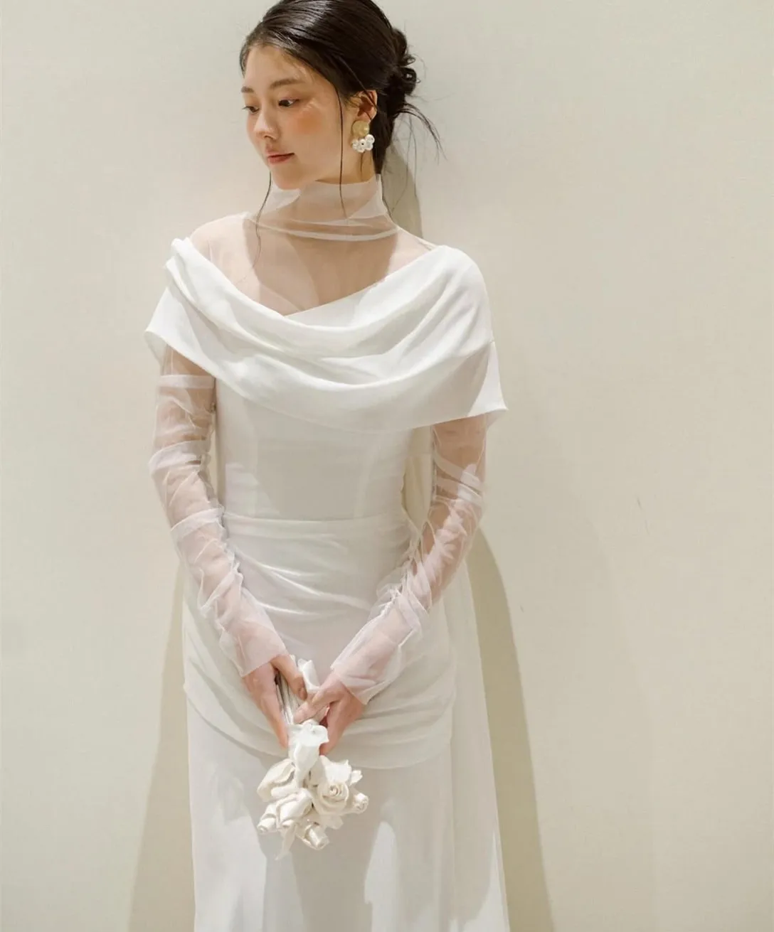 فساتين زفاف كريب بأكمام طويلة مخصصة من التول على الطراز الكوري حورية البحر برقبة عالية وسحاب خلفي مطوي سترة زفاف للنساء #2