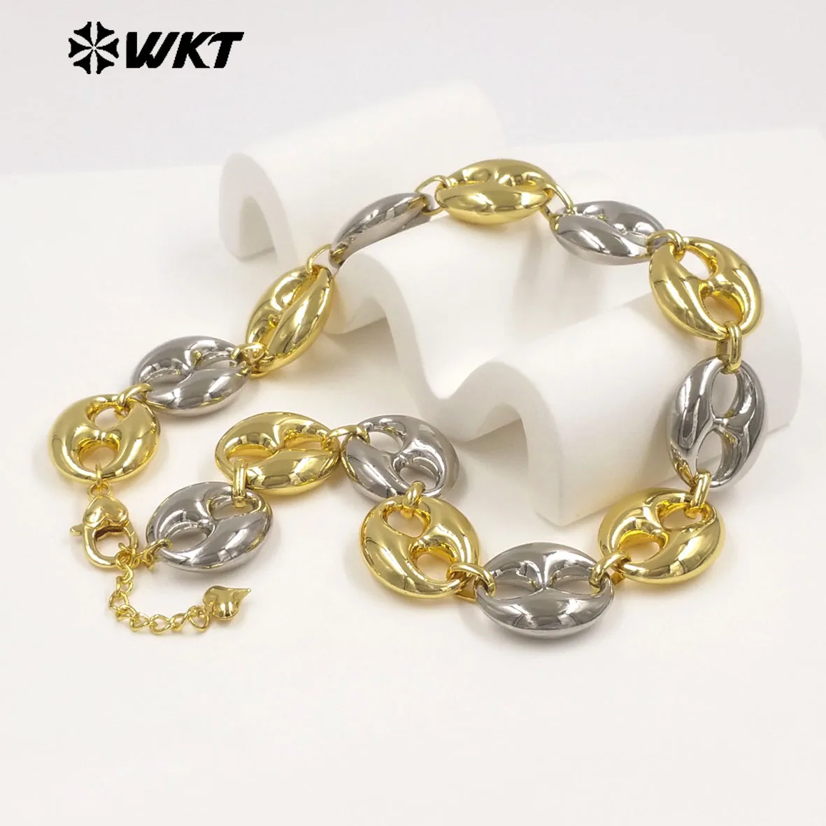 WT-JFN65 Texture Fashionable 42cm Extended Chain Pig Nose Yellow Brass And Silver Interval Design Charms Necklace