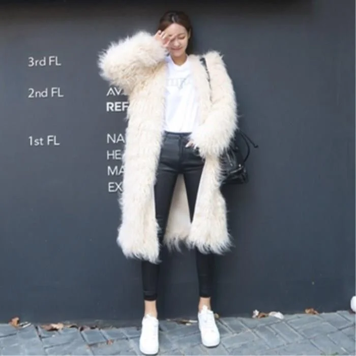 

New Autumn Winter Warmth Long Female Faux Fur Coat Outerwear Woolen Long Jacket Stylish Business Commute Waist-Cinching