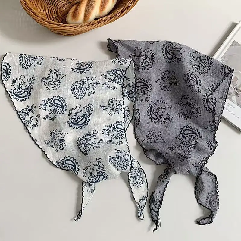 Japanese cotton and linen triangular scarf silk scarf women's spring and autumn Korean small scarf decorative fashion neck