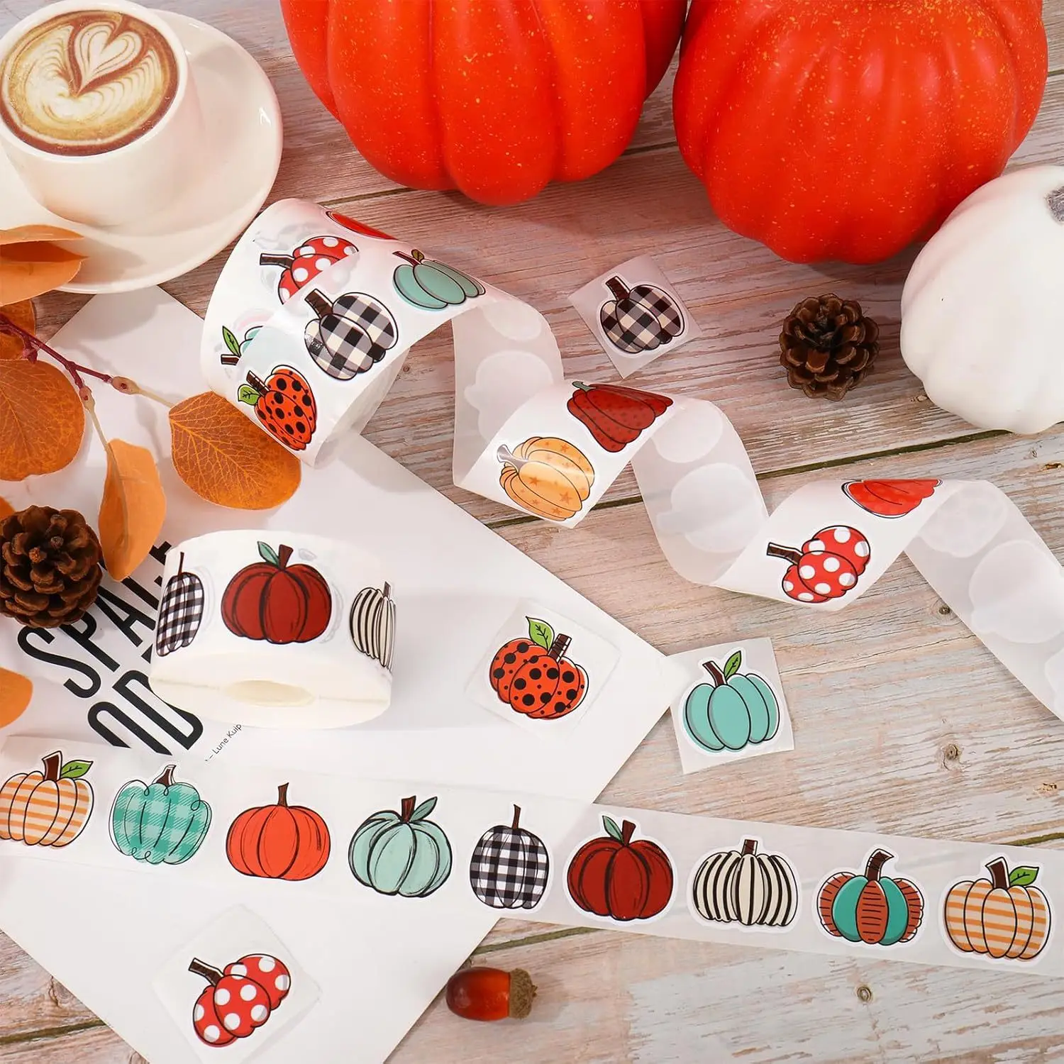 500pcs Roll Stickers Autumn Pumpkin Cartoon Graffiti Stickers DIY Phone Guitar Laptop Notebook Suitcase Cup Waterproof Stickers