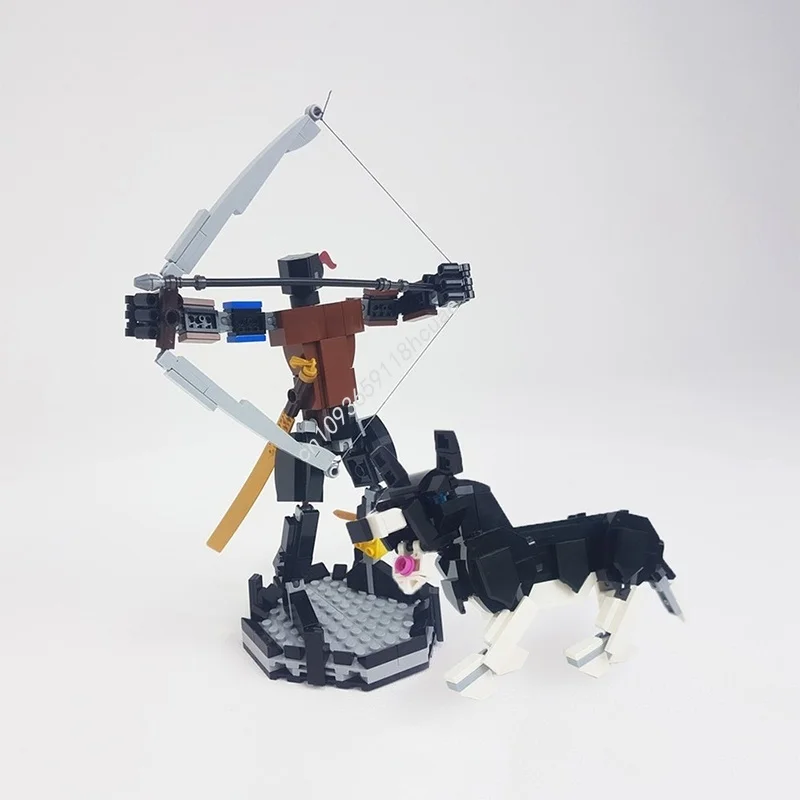 383pcs MOC The Masked Hunter His Dog Includes Stand Model Building Blocks Christmas Gift Architecture Toy Education Brick Kids
