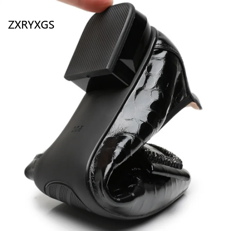 ZXRYXGS Premium Cowhide Pointed Bow Elegance Fashion Low Heels 2025 New Autumn Genuine Leather Trendy Shoes Women Large Size 43