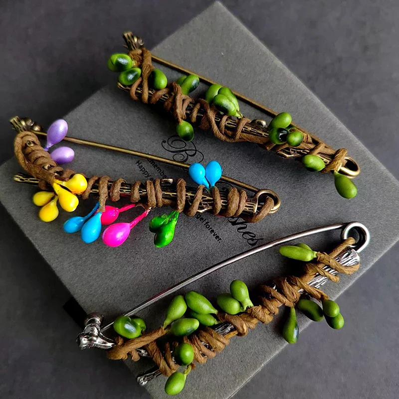 New Large Brooches Entwined Simulated Fruit Plant Decoration Vintage Brooch Sweater Scarf Buckle Cardigan Suit Big Pin