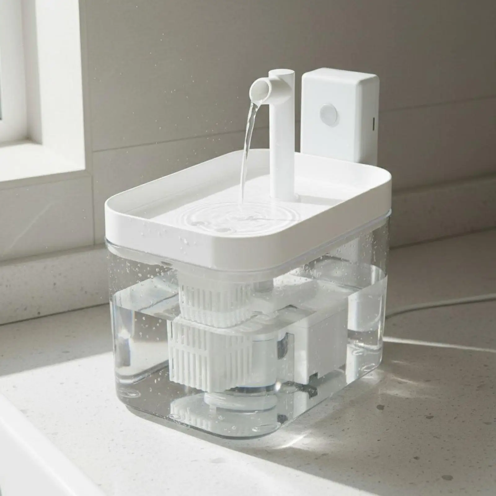 Automatic Pet Water Dispenser Easy to Hygienic Water Dispenser Layered Filtration for Cat, Kittens