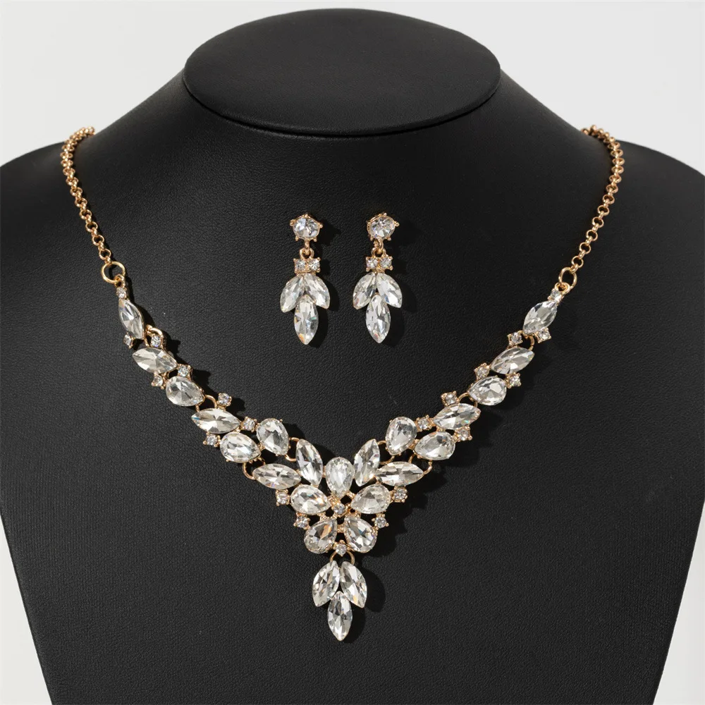 

Manufacturer wholesale new product crystal flower exaggerated jewelry alloy inlaid crystal earrings necklace set