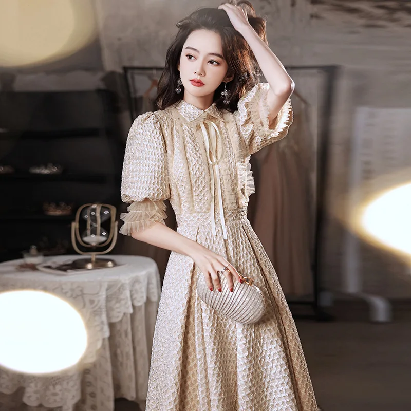 

Champagne Sweet Evening Dresses Women Lace-up Turn-down Collar Puff Sleeves Daily Homecoming Dress Simple Elegant Host Gown