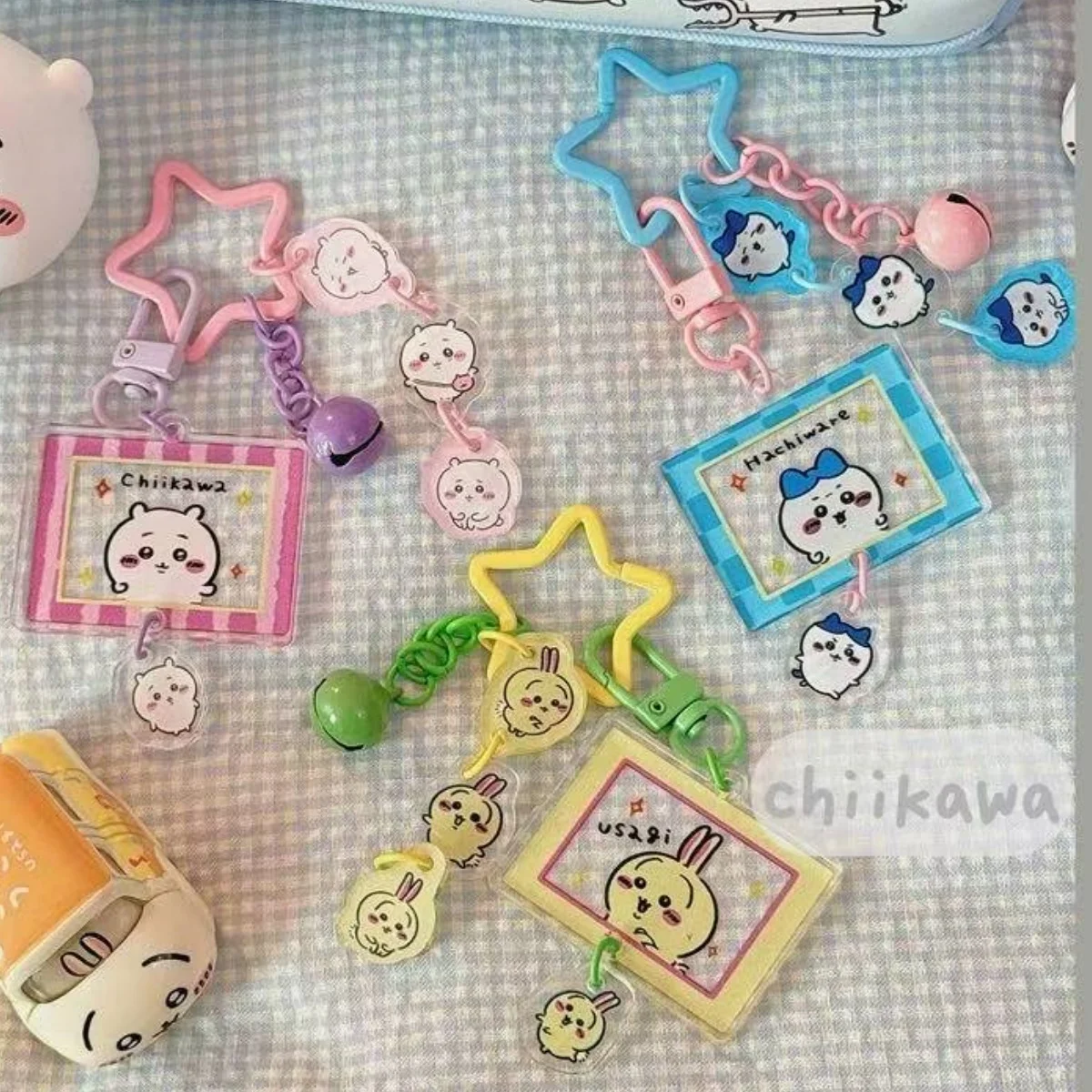 

Kawaii Chiikawa anime acrylic peripheral keychain cute little bau pendant backpack keychain cartoon toy for best friend lady