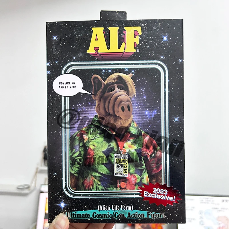 NECA Figure 2023 Exclusive Alien Life Form ALF Ultimate Cosmic Con