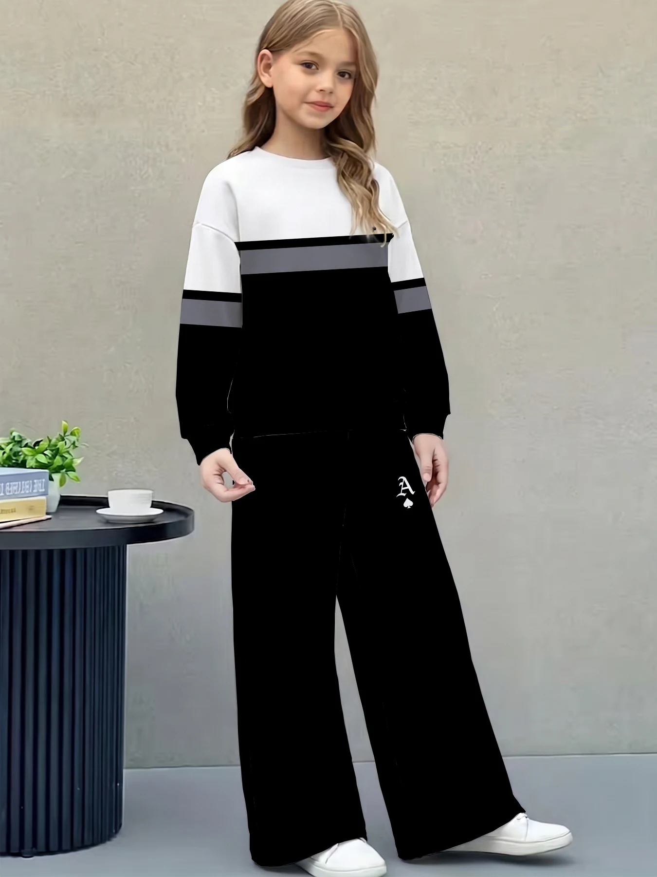 Girls Black White Grey Color Block Ace A Letter 2-Piece Tracksuit,Long Sleeve Crew Sweatshirt & Wide Leg Pants Casual Outfit Set