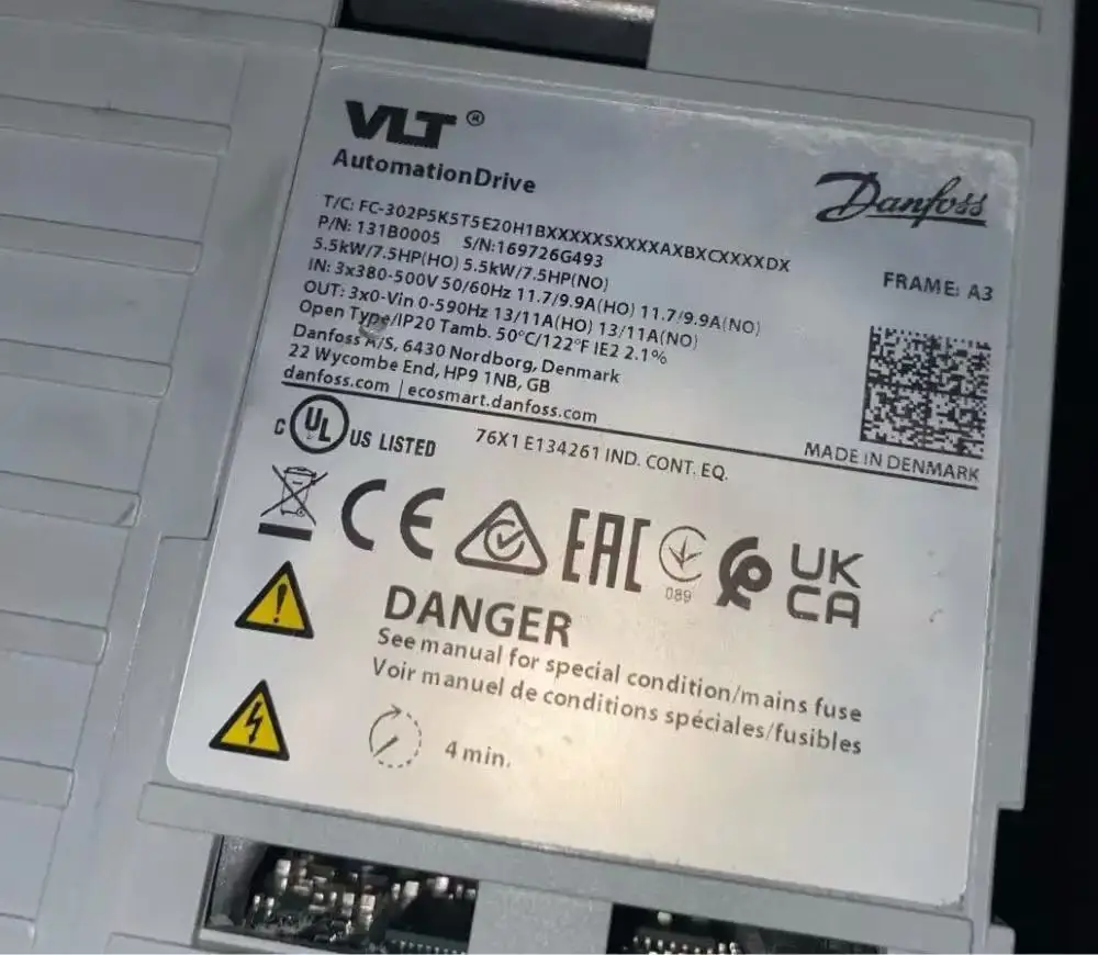 

Б/у инвертор FC-051P2K2T4E20H3B тест ОК Быстрая доставка