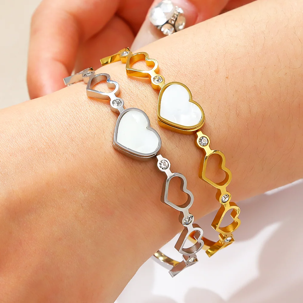 

1PC Stainless Steel Women's Cuff Bracelet Bangle, Heart-shaped Shell Hollow Series, Waterproof Wrist Jewelry Accessory Gift