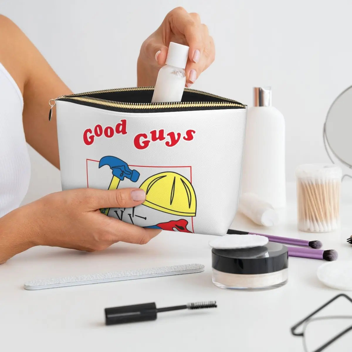 

Good Guys Child's Play Chucky - Killer Doll - Construction Women Cosmetic Bags Travel Makeup Organizer Pouch Dopp Kit Box