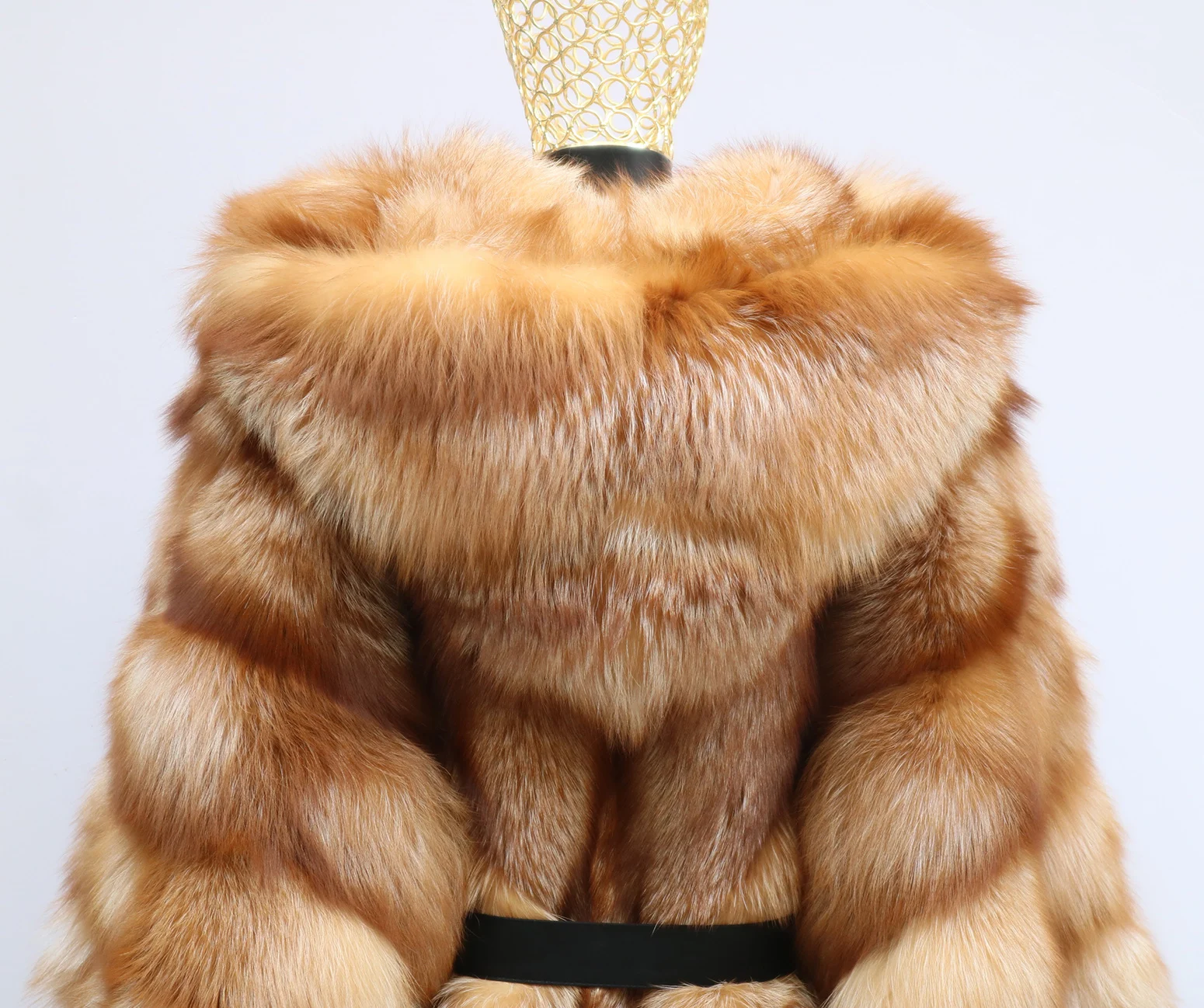 レディース本物の毛皮ジャケット ゴールドフォックスファーコート バットウィングスリーブ 両面フルペルトフォックスファーフード付き ナチュラルフォックスファーアウターウェア 高級