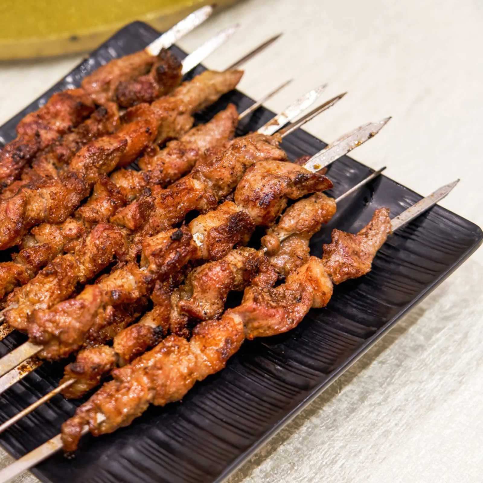 

1 set 1 Set Of Reusable Stainless Steel Bbq Skewers 30Cm Non-Slip Flat Metal Kabob Sticks For Grilling Meat Vegetables Chicken