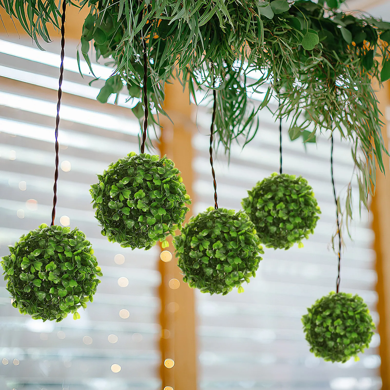 6Pcs Fake Grass Ball Ornament 10Cm Realistic Shape for Creative Garden Landscaping Art Flower Arrangement Home Grass Ball Decor