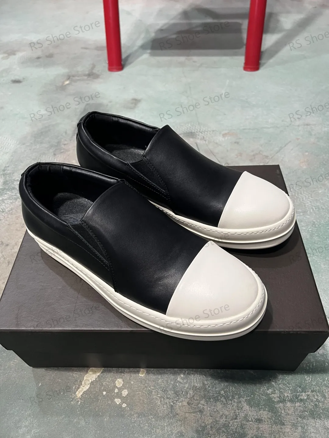 

Ro Outdoor Sneaker Men Black Leather Low Top Shoe SLIP ON Women Casual Shoes Classic Luxury Cowhide Sneakers Loafers
