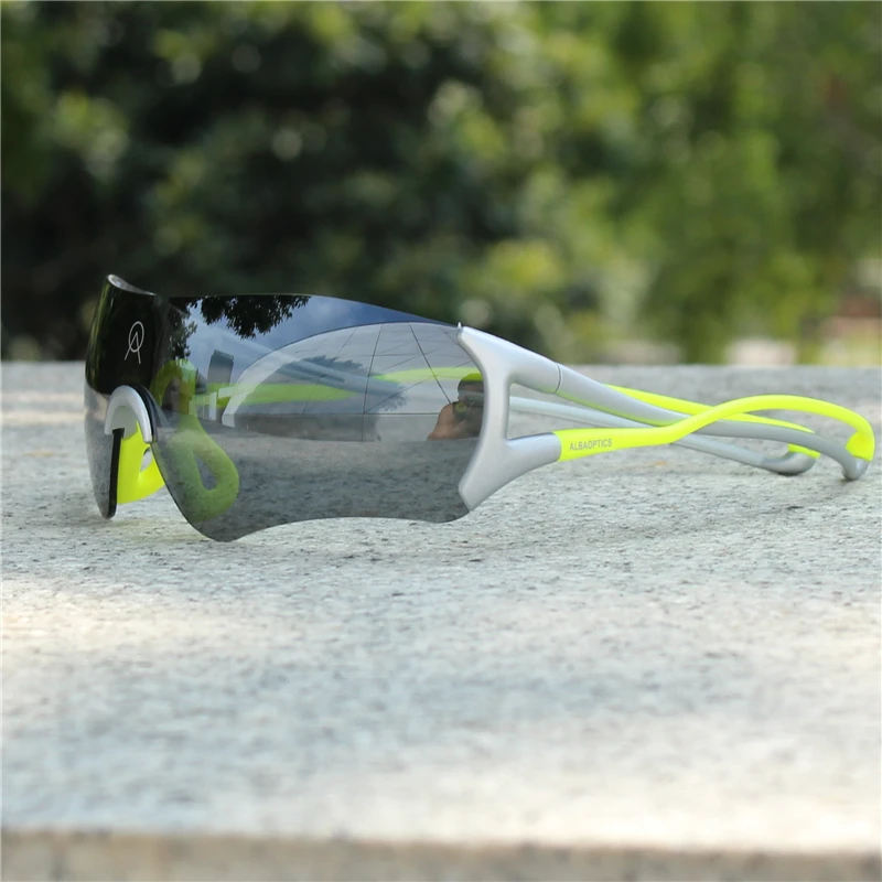 Polarized Cycling Sunglasses Photochromic Running Glasses Sports Goggles MTB Bicycle Mountain Bike Glasses Fishing  Eyewear 19g