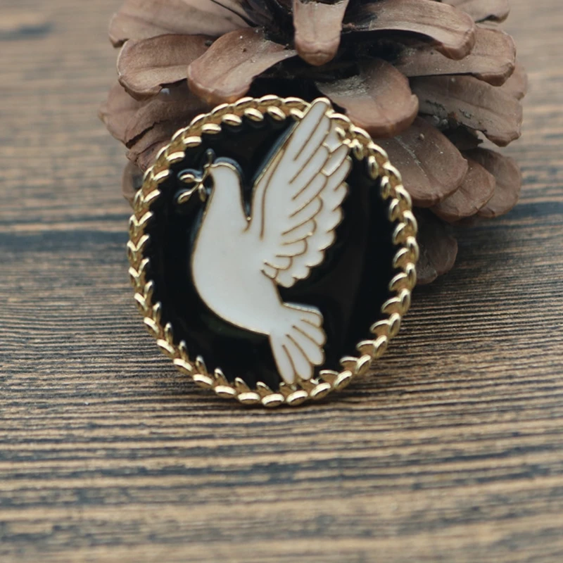 Ve áo Pins Peace Doves Thiết kế Trâm Huy hiệu cho Cặp đôi Quần áo lô Trang trí