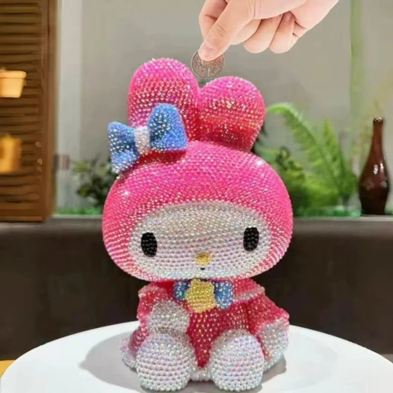 Nowa Gorąca Wyprzedaż Figurka Anime Skarbonka Cartoon Melody Skarbonka DIY z Diamentami Figurka Model DIY Hello Kitty Statuetka Lalka Prezent