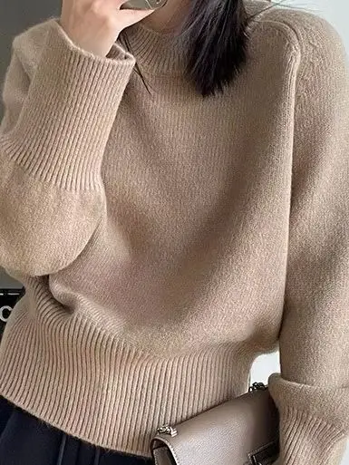 Korean version of the simple white round neck pullover women's padded warm new solid color bottoming cashmere sweater