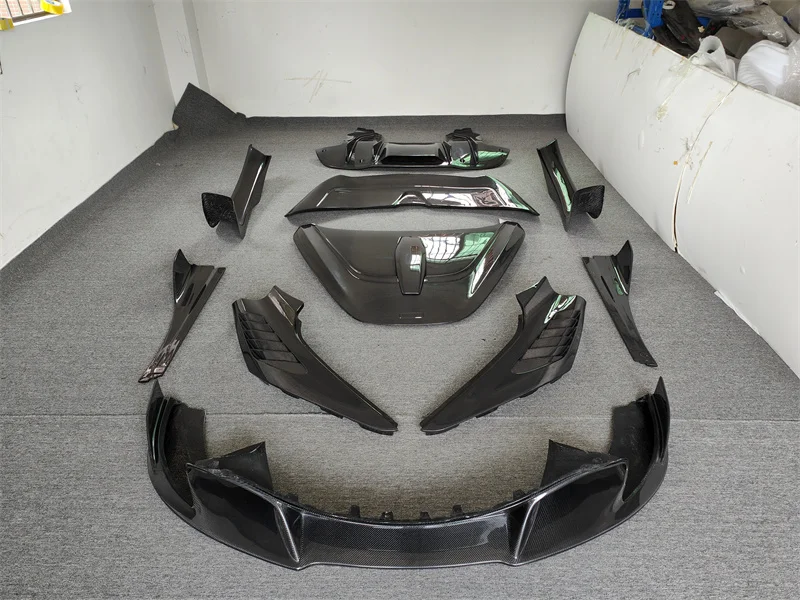 Used for Mclaren 720S upgrade V-style carbon fiber front lip rear diffuser side skirt rear spoiler mudguard hood body kit