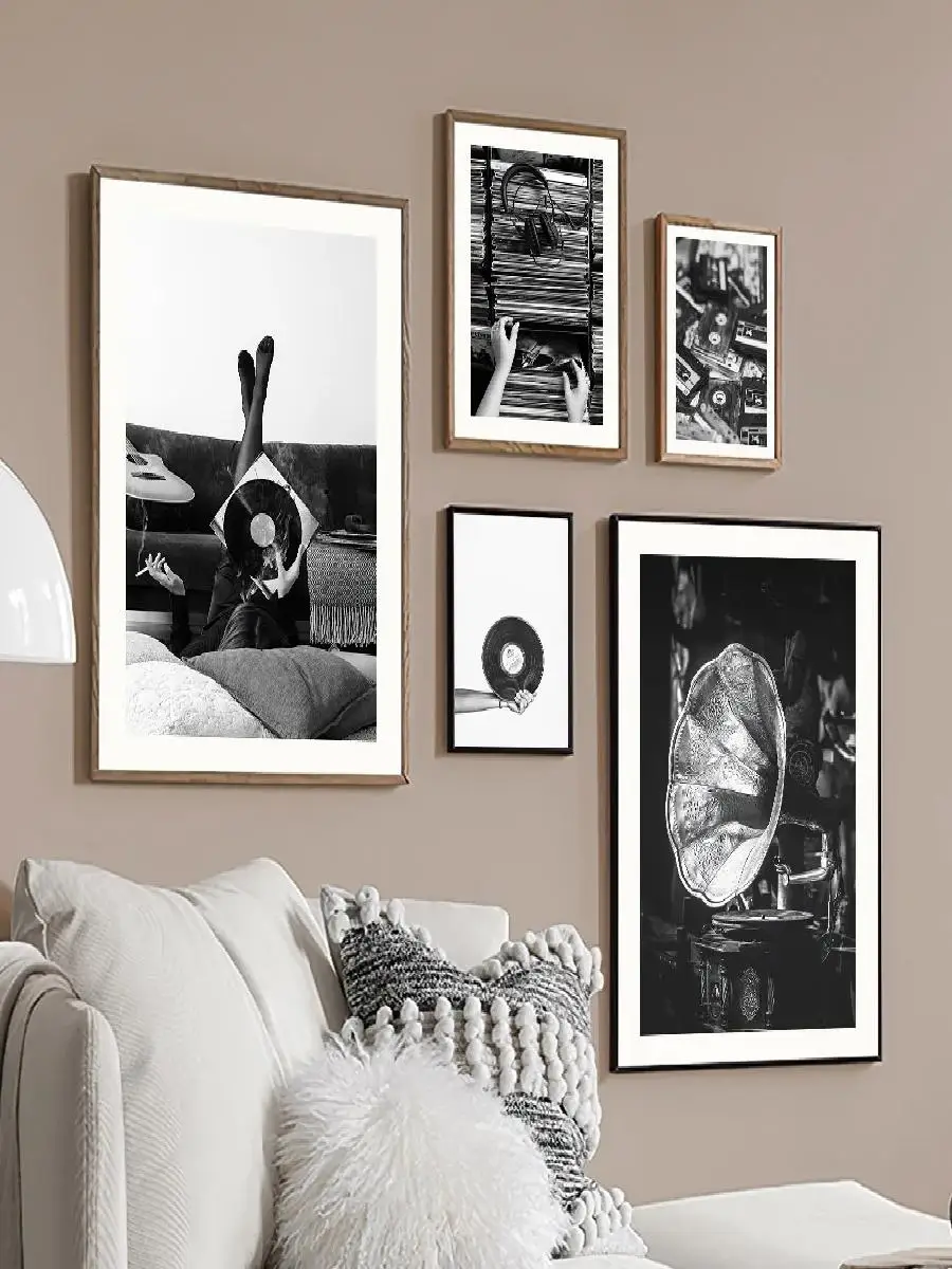 Paris Girl CD Guitar Piano Score Wall Art Print  Vintage Black and White Poster for Living Room Decor Canvas Painting